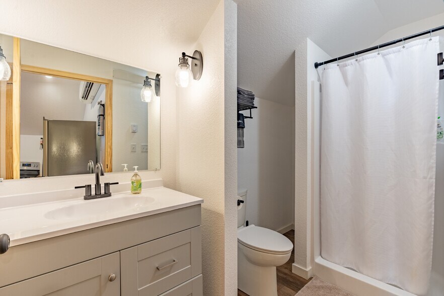 More Photos Of , Custer Unknown For Sale