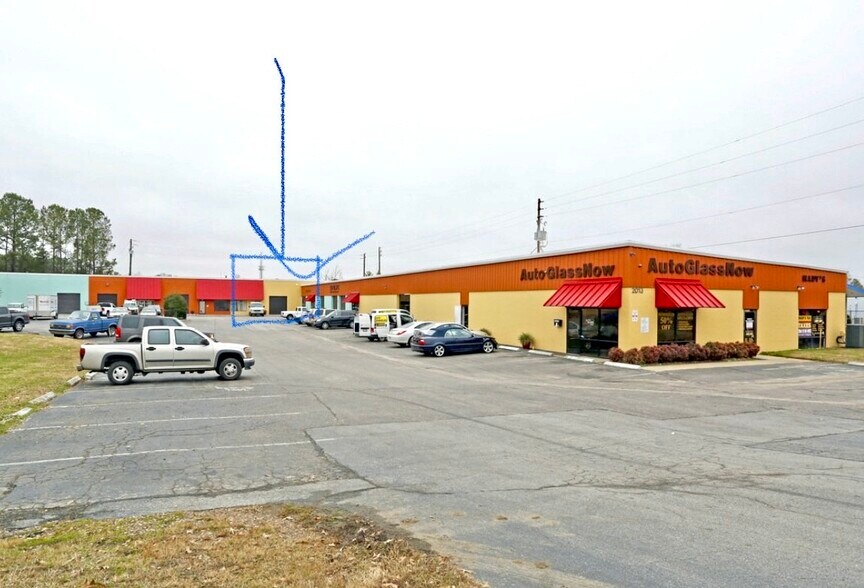 More Photos Of 2013 New Hope Church Rd, Raleigh Light Manufacturing For Lease