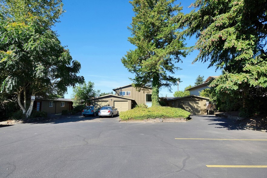 More Photos Of 3485 SW 87th Ave, Portland Apartments For Sale