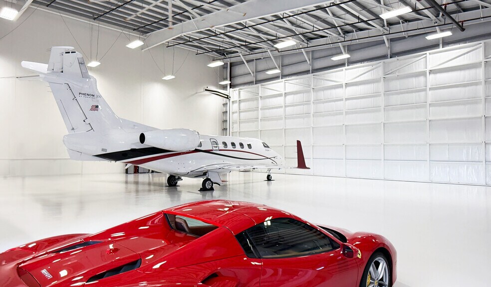 More Photos Of 128 Authority Ln, Sebring Airplane Hangar For Sale