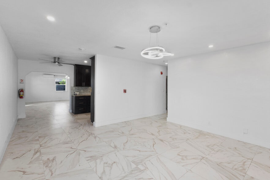 More Photos Of 1510 SW 68th Ter, North Lauderdale Healthcare For Sale