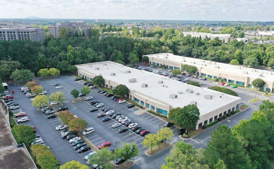 More Photos Of 2435 Commerce Ave, Duluth Unknown For Lease