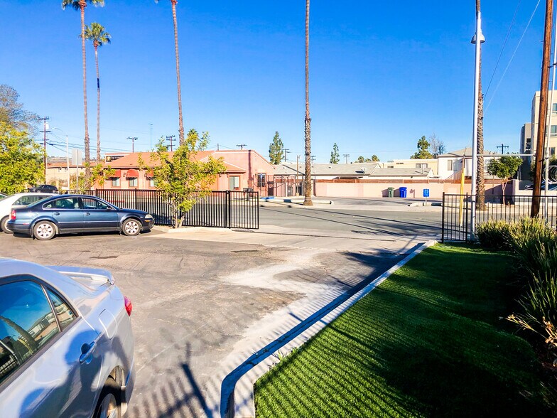 More Photos Of 321-329 Van Houten Ave, El Cajon Storefront For Lease
