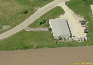 More Photos Of 5211 Mann Dr, Ringwood Warehouse For Lease