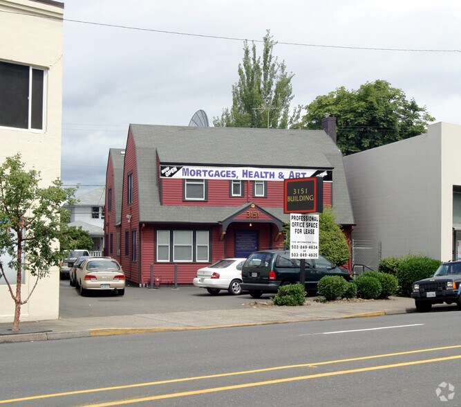 More Photos Of 3151 NE Sandy Blvd, Portland Office For Sale