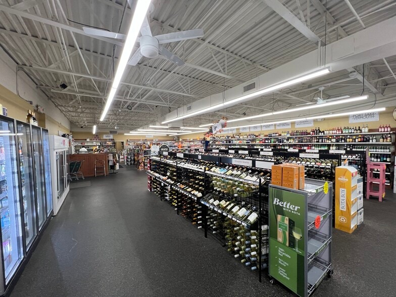 More Photos Of 5 Eastern Steel Rd, Milford Light Manufacturing For Sale