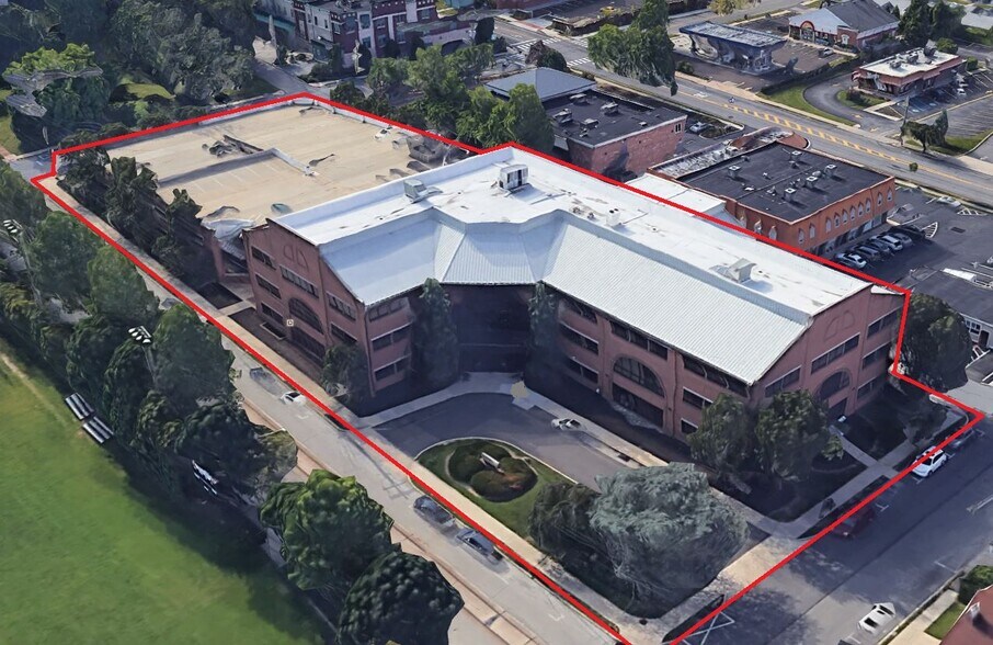 More Photos Of 200 E State St, Media Office For Lease