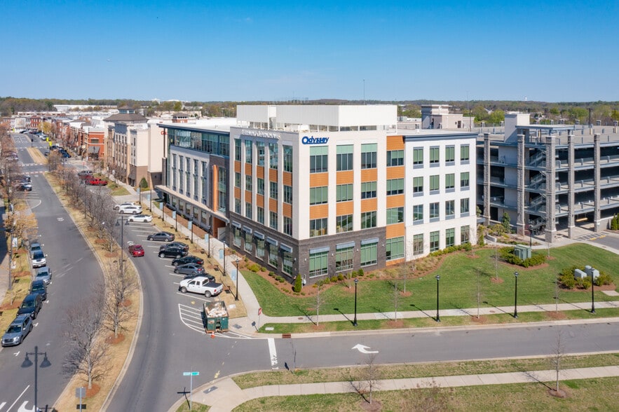 More Photos Of 2015 Ayrsley Town Blvd, Charlotte Unknown For Lease