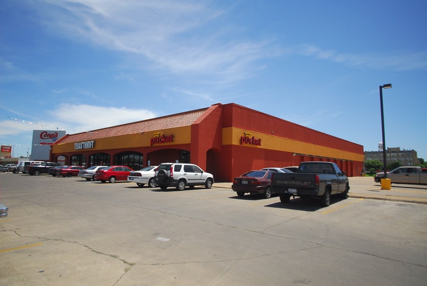 More Photos Of 4002-4010 W Commerce St, San Antonio Unknown For Lease