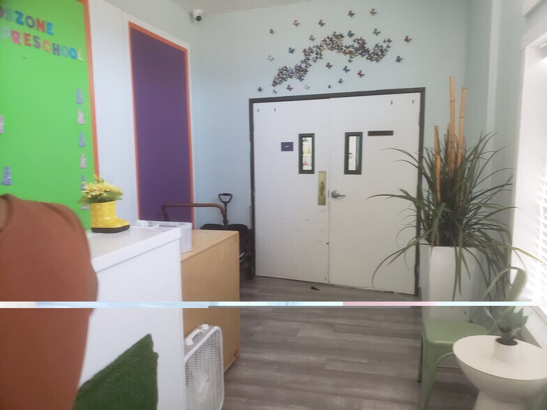 More Photos Of 1206 Lincoln Ave, Pasadena Schools For Lease