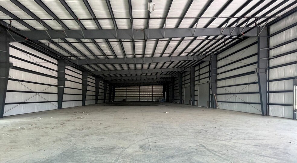 More Photos Of 4401 Rex Rd, Friendswood Warehouse For Sale