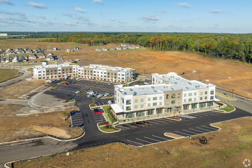 More Photos Of 885 Tunica Trails, Nesbit Apartments For Lease