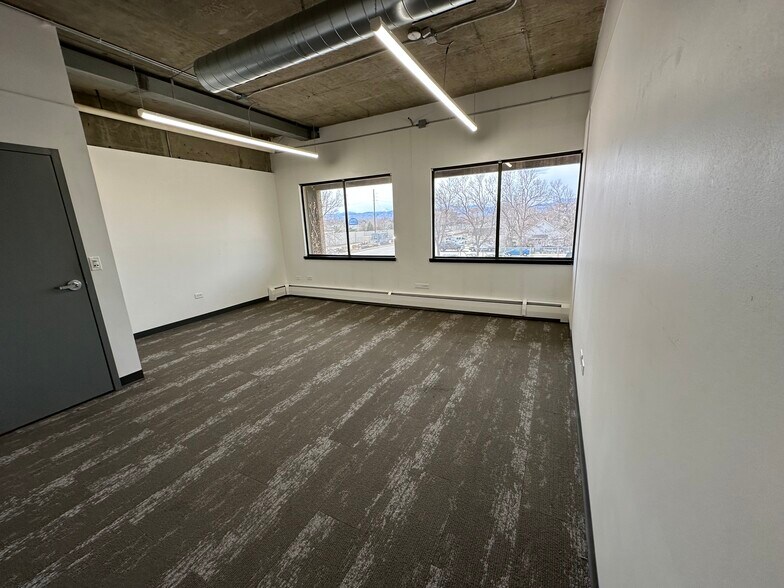 More Photos Of 5335 W 48th Ave, Denver Office For Lease