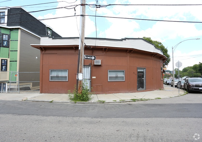 More Photos Of 4 Corey St, West Roxbury General Retail For Sale