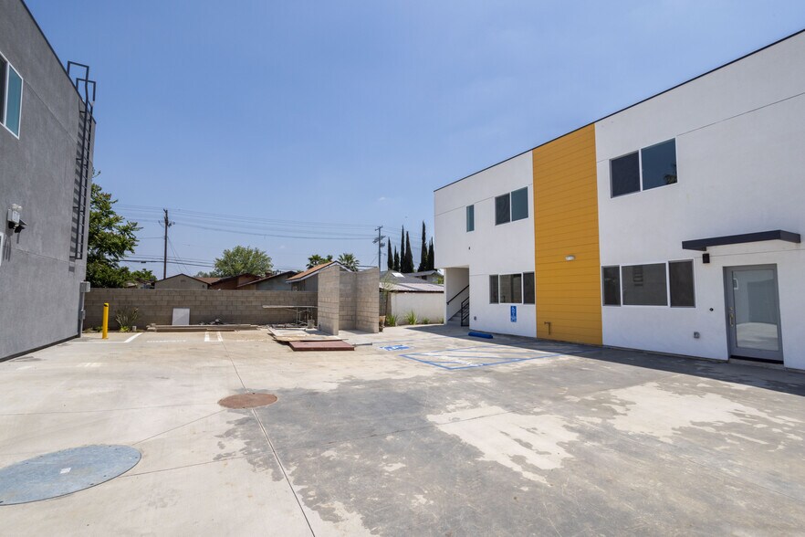 More Photos Of 12647-12649 N Bradley Ave, Sylmar Apartments For Sale