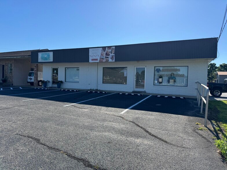 More Photos Of 114-116 Benning Dr, Destin Storefront For Sale