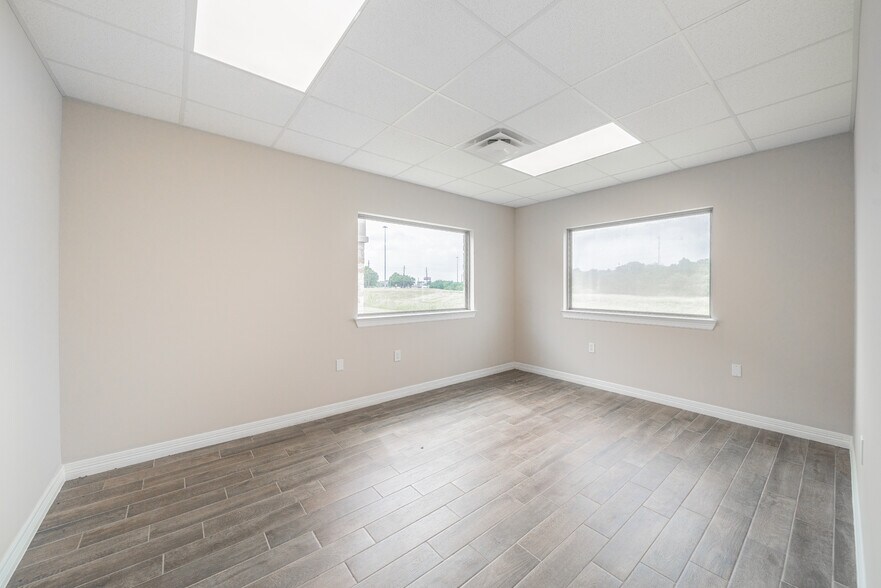 More Photos Of 16310 State Highway 249, Houston Office For Sale