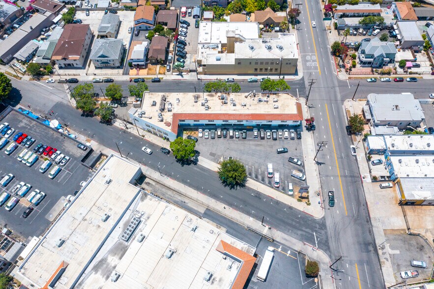 More Photos Of 2310 Pasadena Ave, Los Angeles Storefront Retail Office For Lease