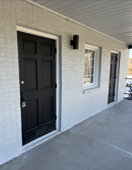 More Photos Of 5541 Parliament Dr, Virginia Beach Loft Creative Space For Lease