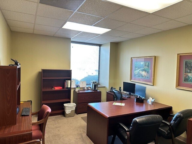 More Photos Of 2101 N Sardis Rd, Charlotte Office For Sale