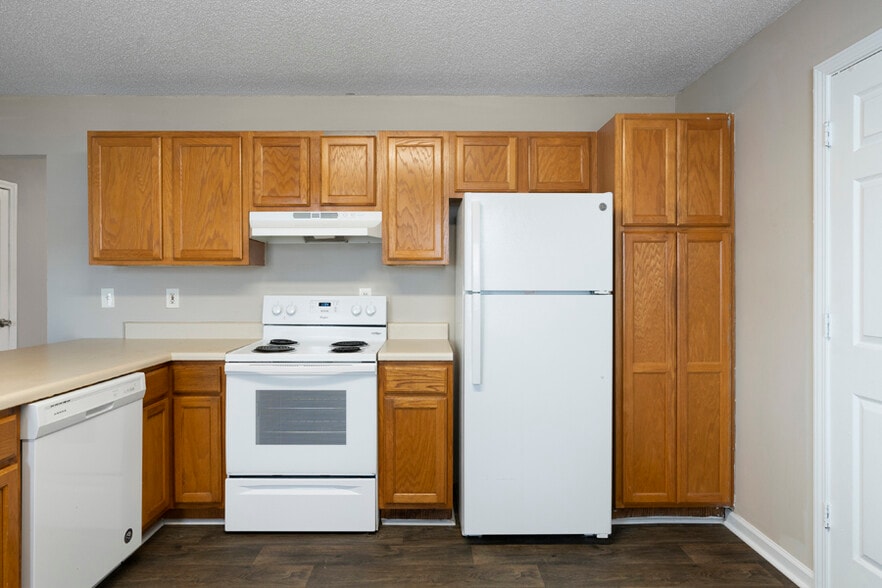 More Photos Of , Bremen Multifamily For Sale