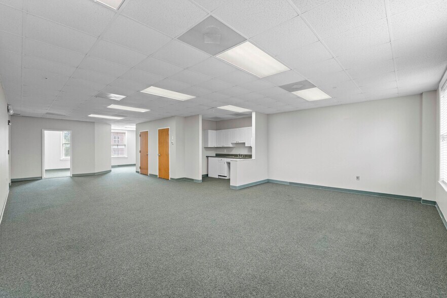 More Photos Of 19701 Bethel Church Rd, Cornelius Office For Sale
