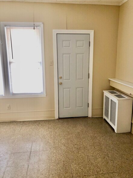 More Photos Of 612 S Broad St, Elizabeth Storefront Retail Residential For Sale