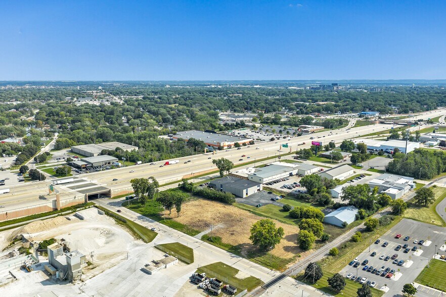 More Photos Of 510 Lambeau St, Green Bay Land For Sale