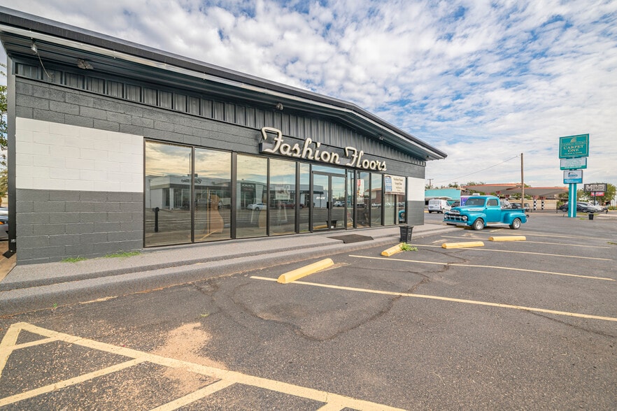 More Photos Of 3300 W Wall St, Midland Freestanding For Sale