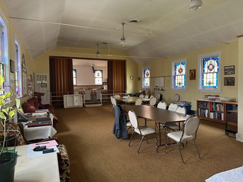 More Photos Of 22 Laurence Pky, Laurence Harbor Religious Facility For Sale