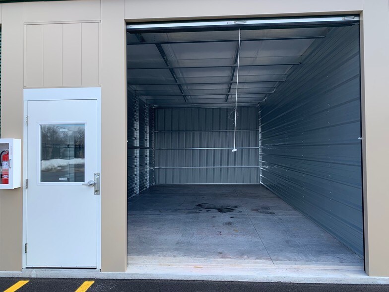 More Photos Of 155 Bracken Rd, Montgomery Industrial For Lease