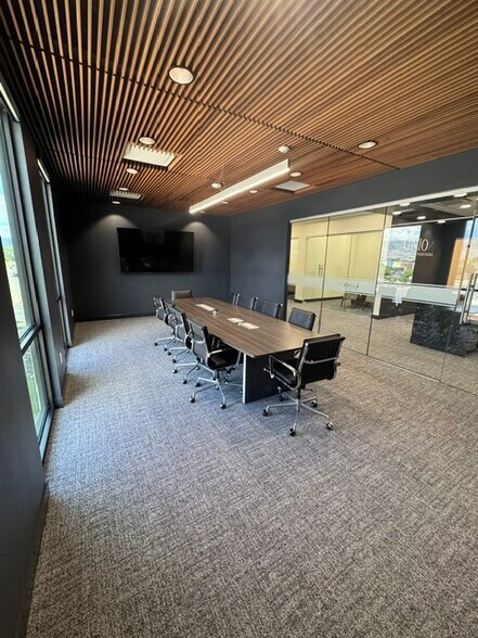 More Photos Of 321 W 1300 S, Heber City Office For Sale
