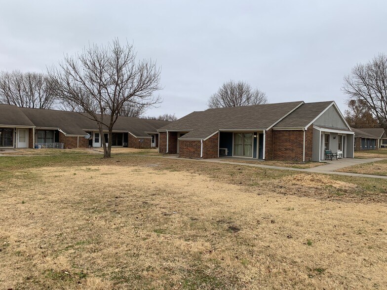 More Photos Of 311 S Grand Ave, Saint Marys Apartments For Sale