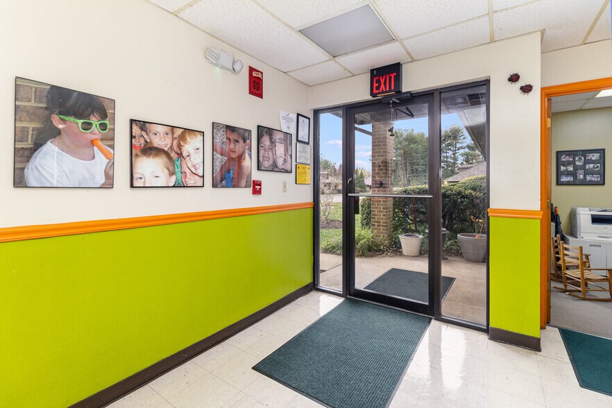 More Photos Of 415-416 Chatham Heights Rd, Fredericksburg Medical For Sale