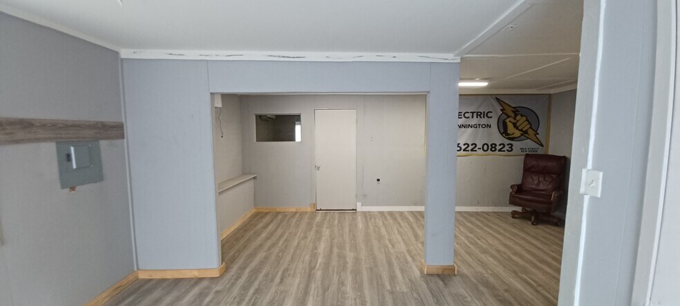 More Photos Of 4350 Highway 59 South, Shepherd Distribution For Sale