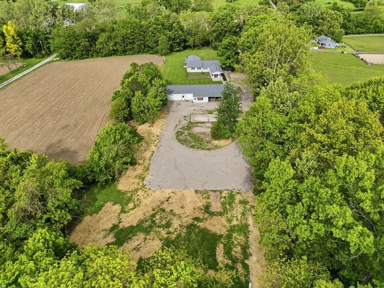 More Photos Of 2996 Millville Shandon Rd, Hamilton Specialty For Sale