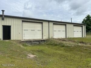 More Photos Of 14001 Highland Rd, Laurinburg Warehouse For Sale