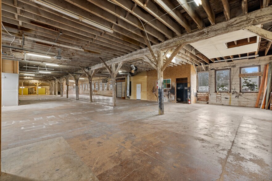 More Photos Of 1517 S Tacoma Way, Tacoma Warehouse For Sale