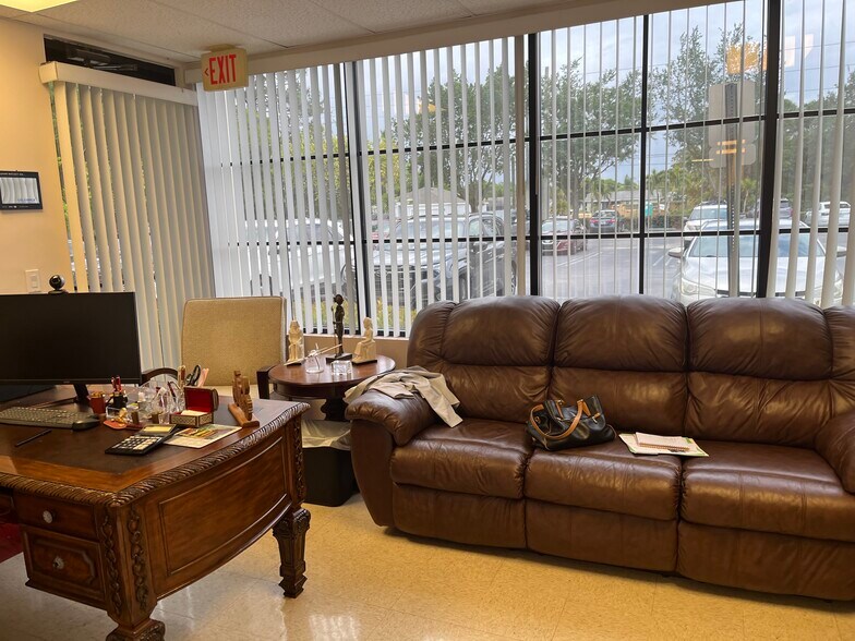 More Photos Of 433-481 NW Prima Vista Blvd, Port Saint Lucie Medical For Sale