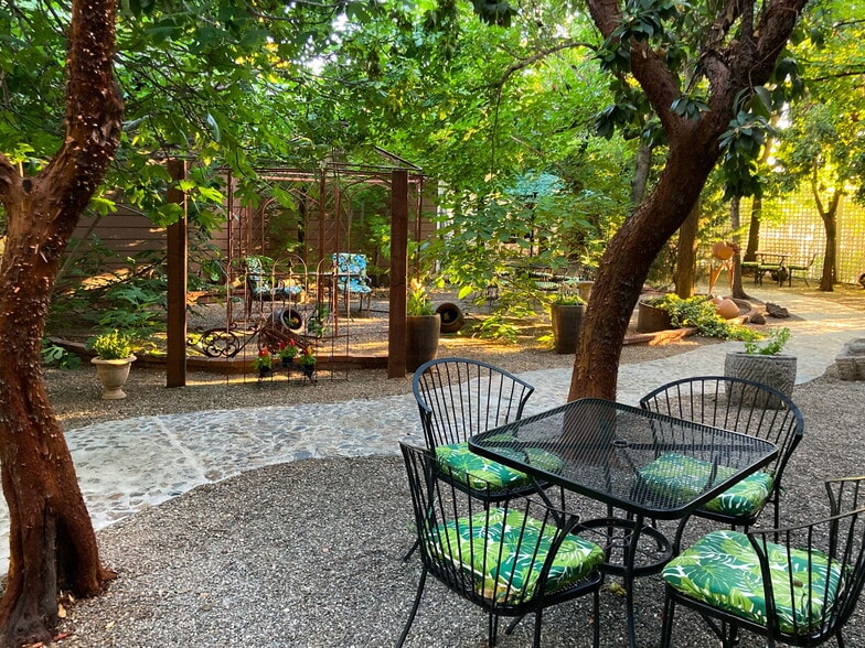 More Photos Of 870 Hartnell Ave, Redding Garden Center For Sale