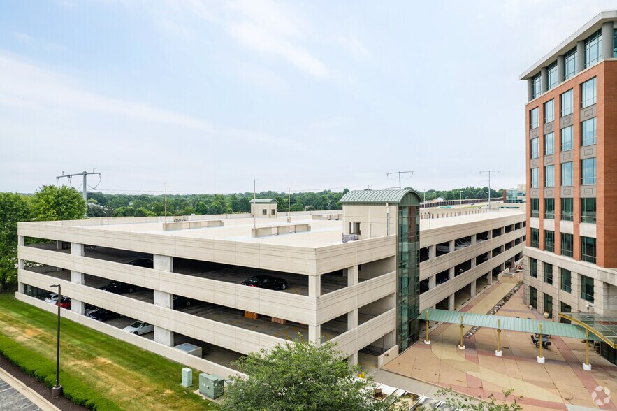 More Photos Of 525 Junction Rd, Madison Office For Lease