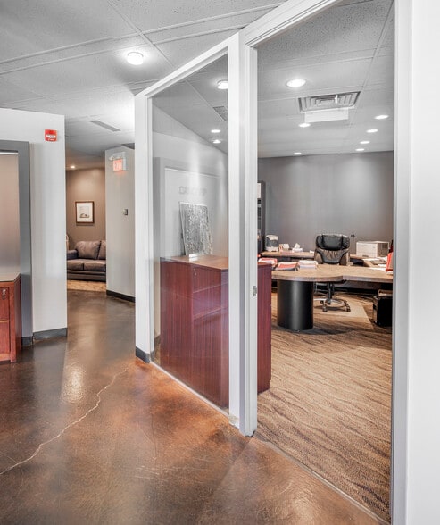 More Photos Of 602 12th Ave SW, Calgary Office For Sale