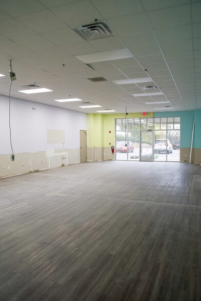 More Photos Of 8490 Hwy 72 W, Madison General Retail For Lease