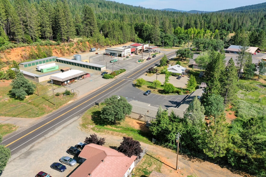 More Photos Of 16850 Willow Glen Rd, Brownsville Storefront Retail Office For Sale