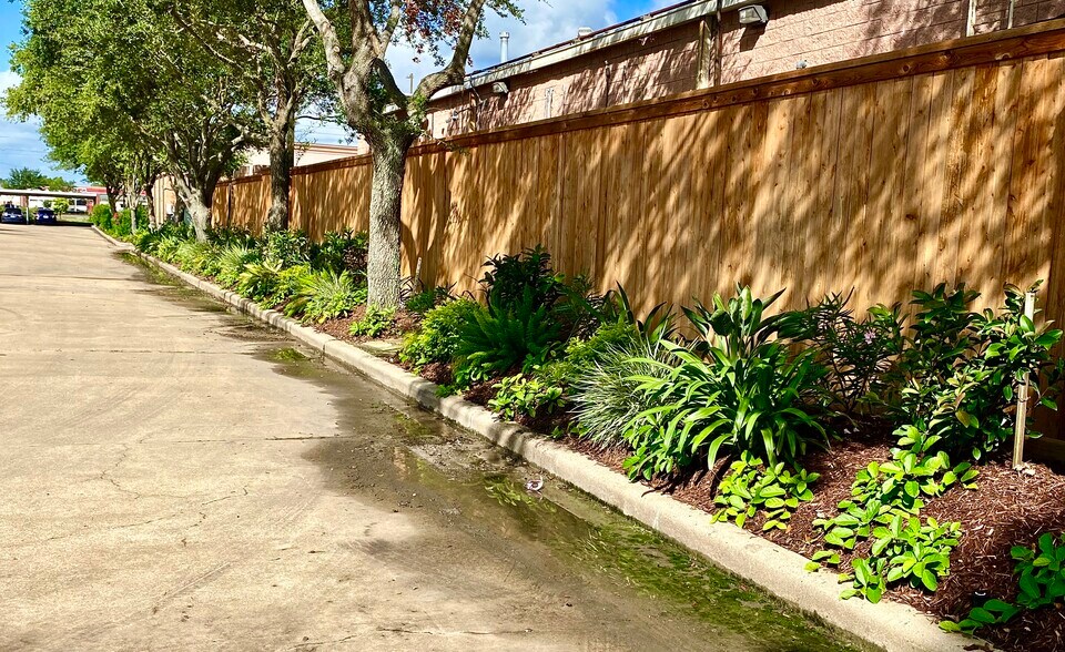 More Photos Of 1150 Clear Lake City Blvd, Houston Medical For Lease