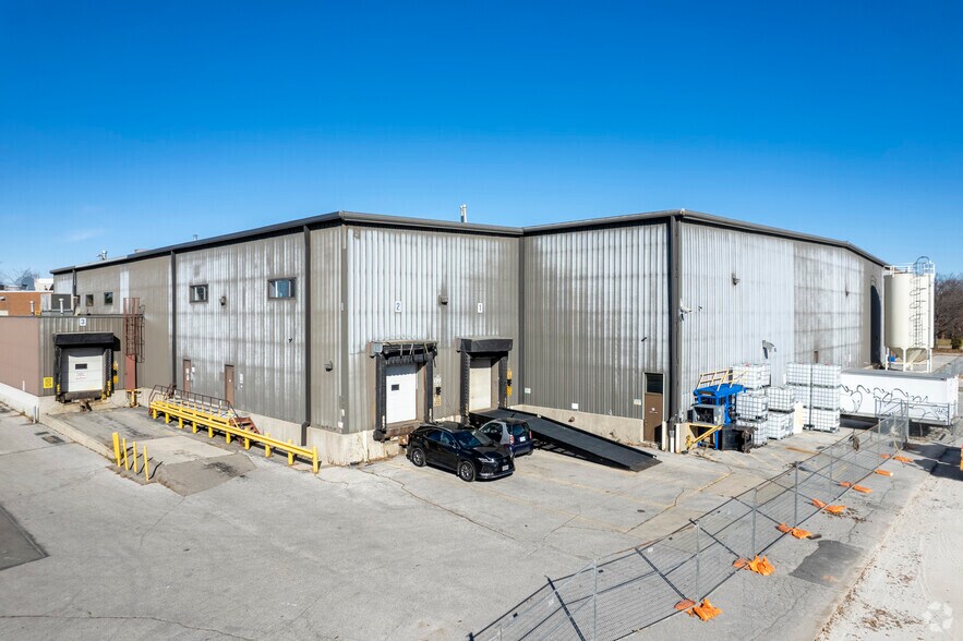 More Photos Of 6515 Kitimat Rd, Mississauga Light Manufacturing For Lease