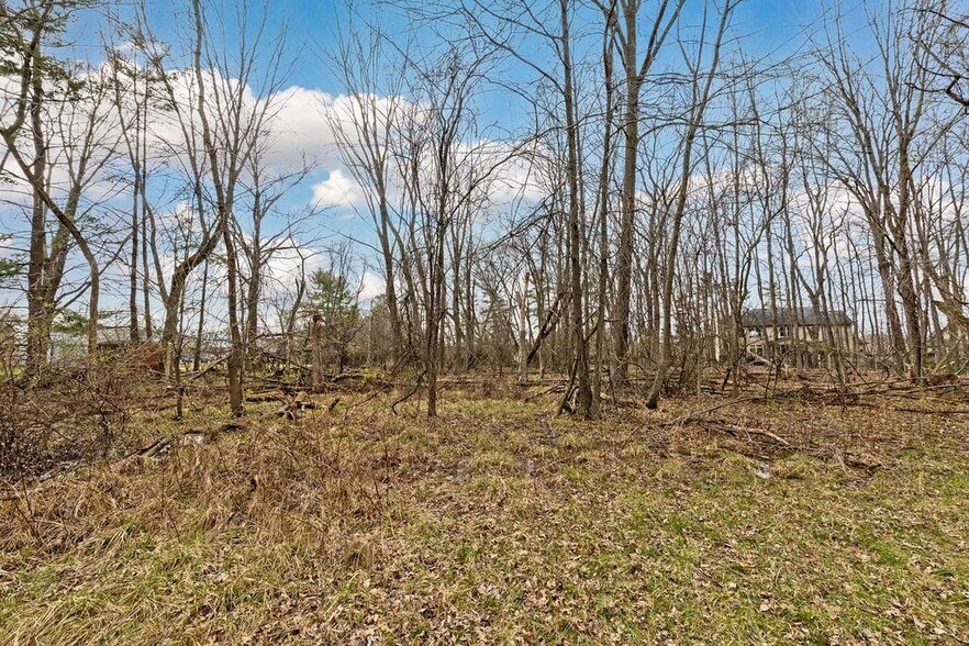 More Photos Of 132-136 Highland Ave, Worthington Land For Sale