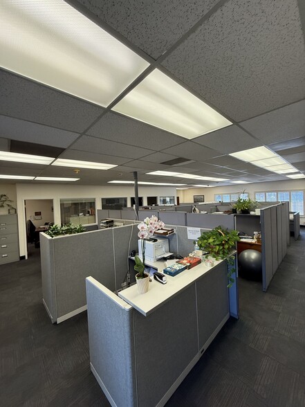 More Photos Of 1761 Laurel St, San Carlos Medical For Sale