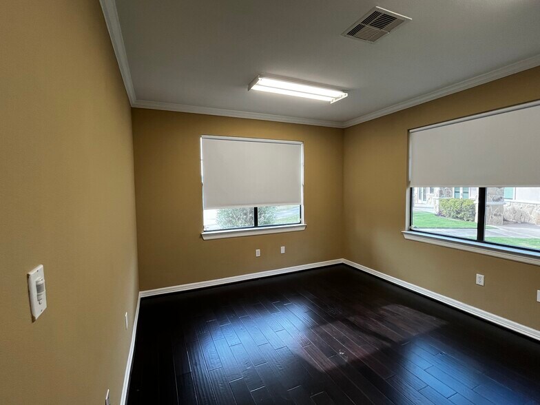 More Photos Of 4502 Riverstone Blvd, Missouri City Medical For Lease