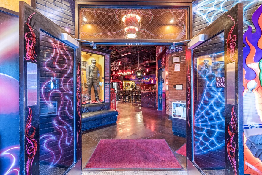 More Photos Of 6750 W Sahara Ave, Las Vegas Bar For Sale